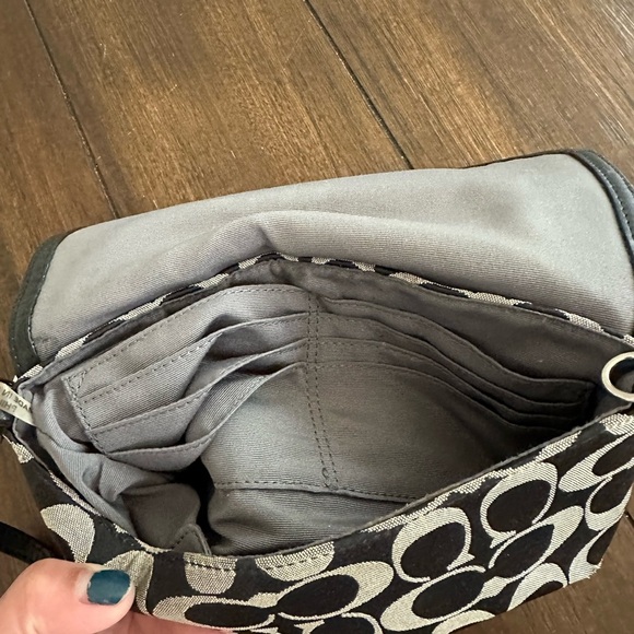 Coach signature logo hand bag/wristlet - Picture 7 of 13